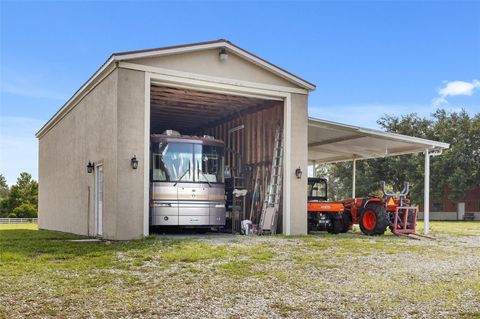 A home in EUSTIS