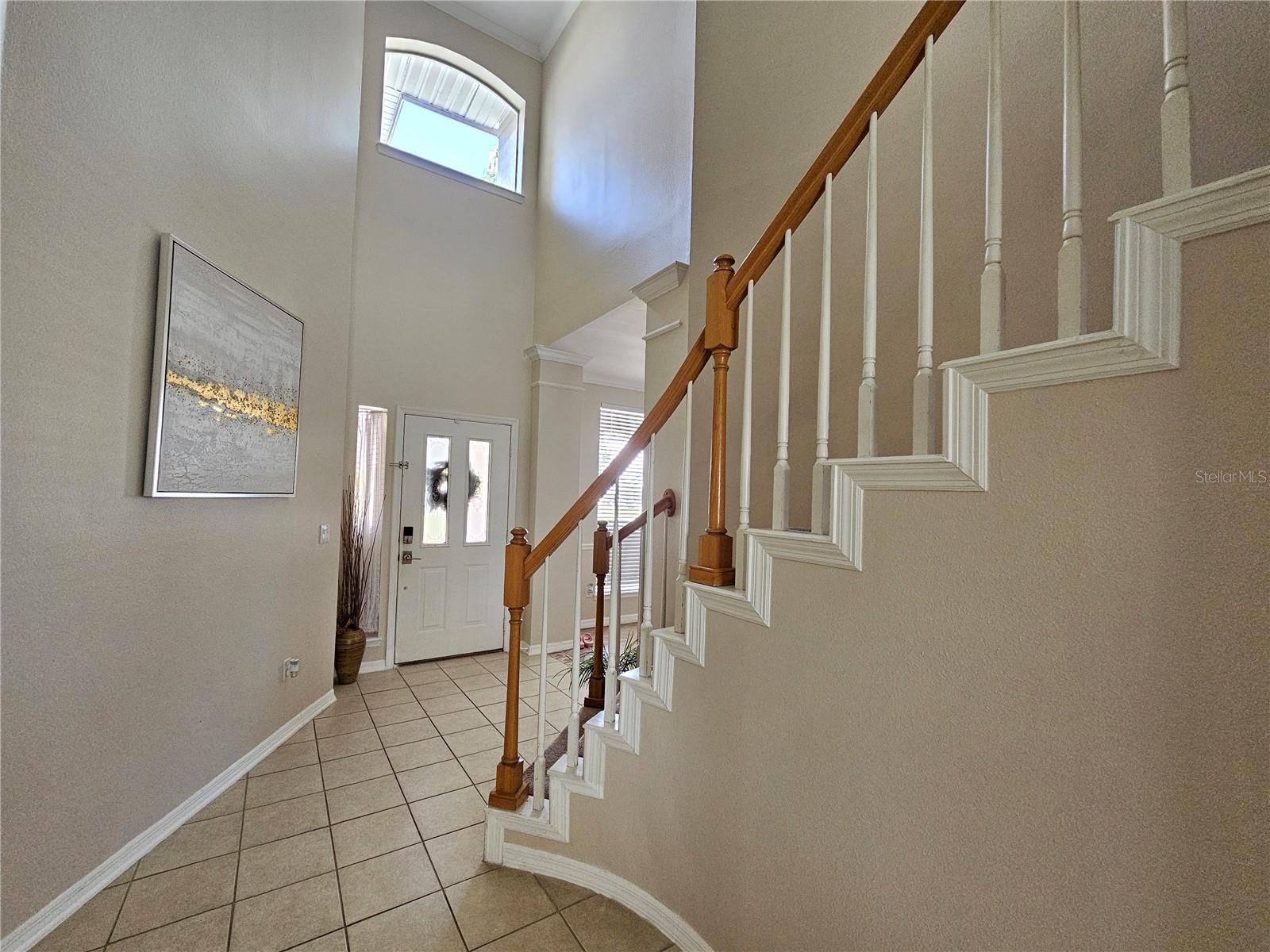 2735 SCARBOROUGH DRIVE