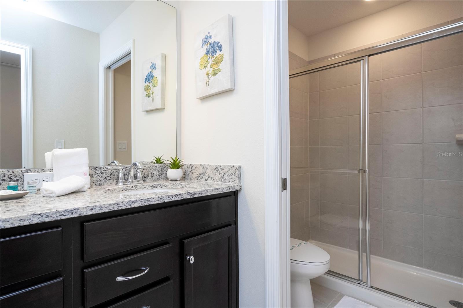 WINDSOR ISLAND RESIDENCE PH 3 - Residential