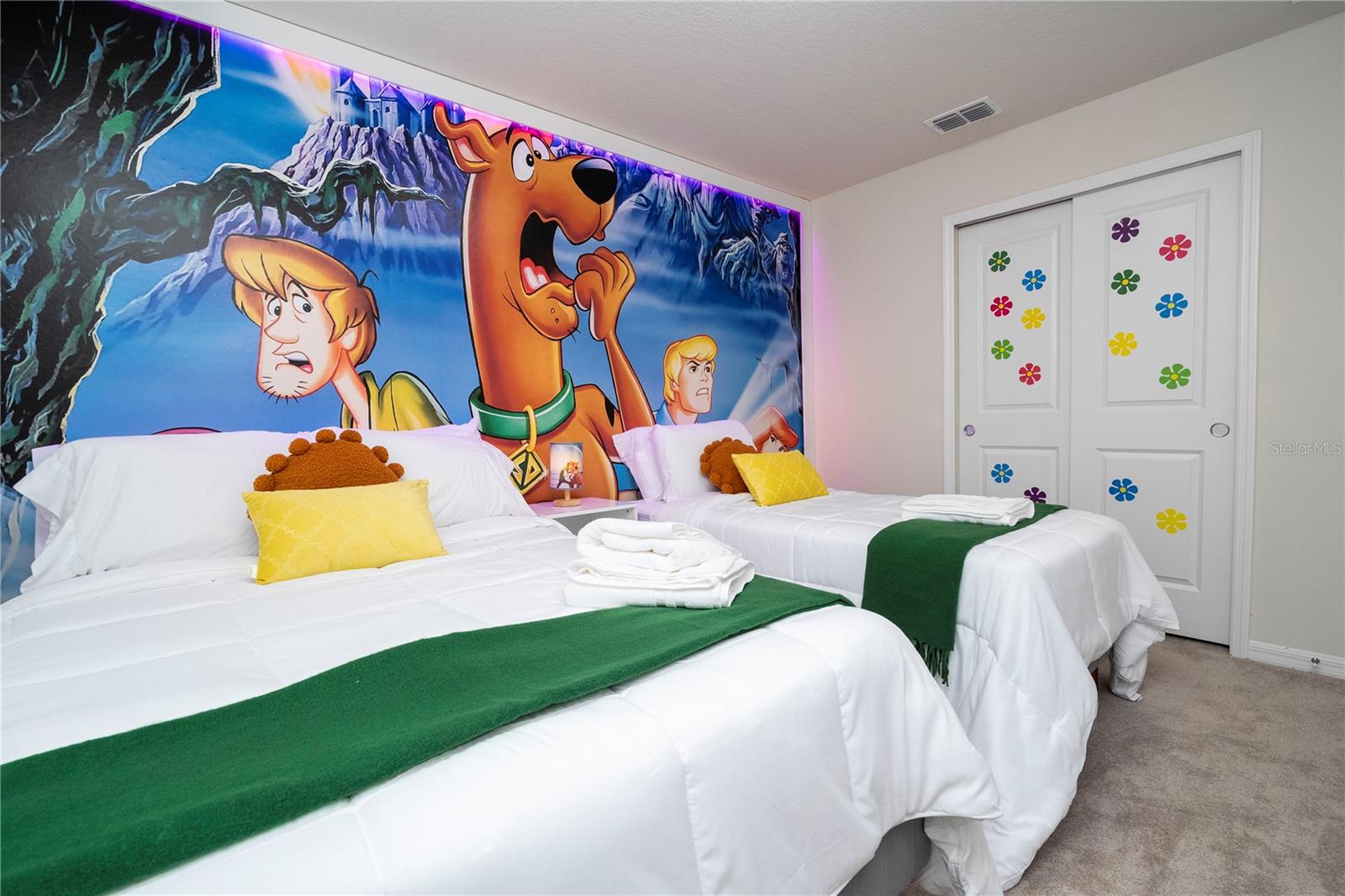 WINDSOR ISLAND RESIDENCE PH 3 - Residential