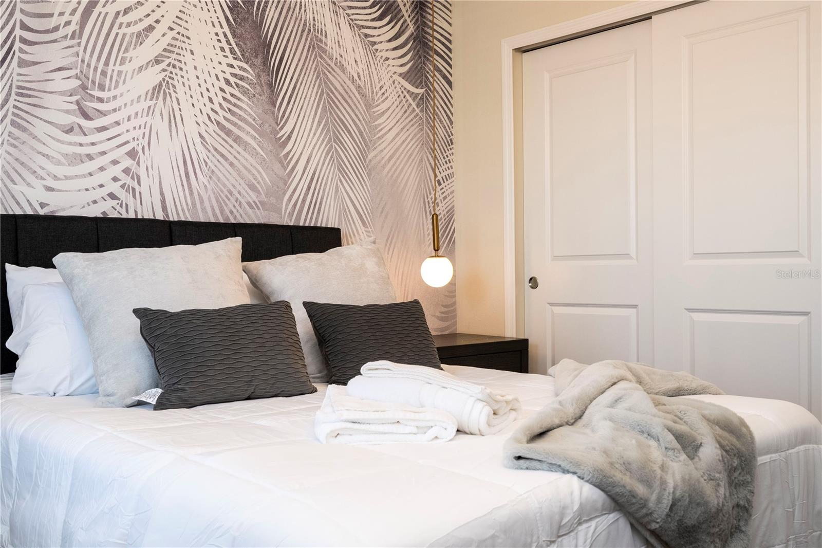 WINDSOR ISLAND RESIDENCE PH 3 - Residential