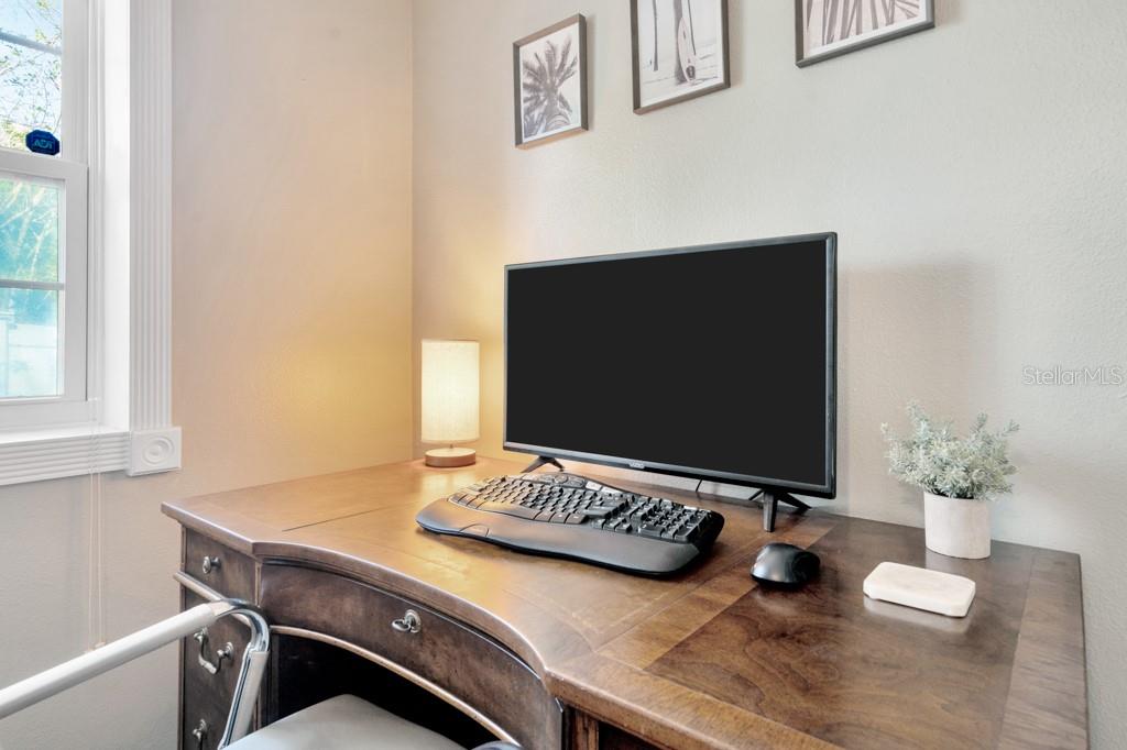 BARR CITY - Residential Lease