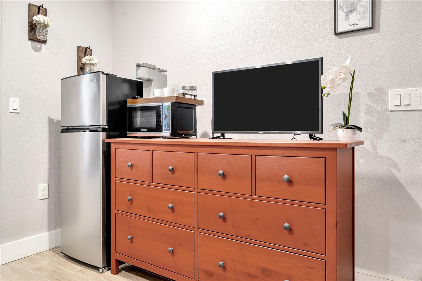 BARR CITY - Residential Lease