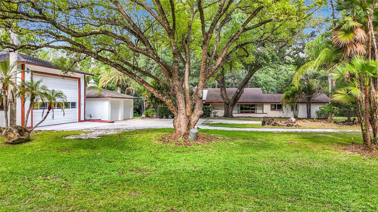 2065 BRADY DRIVE
