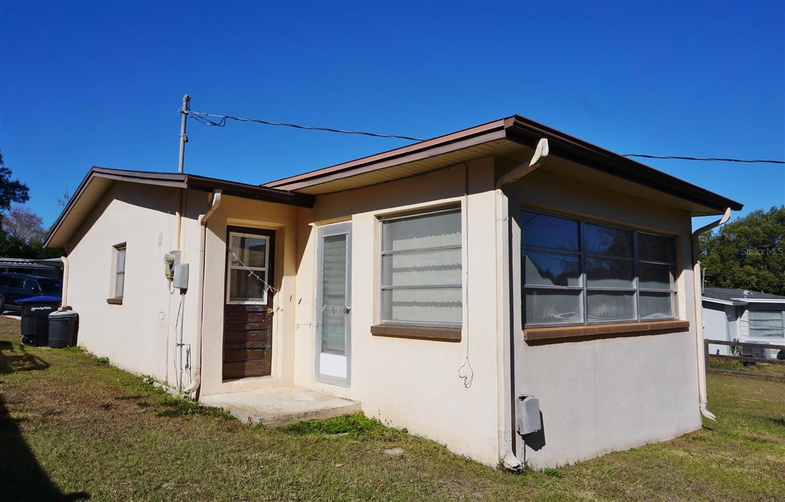 BEVERLY HILLS UNIT 02 - Residential