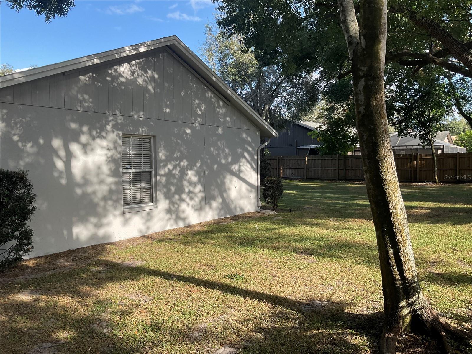 BLOOMINGDALE SEC L UNIT - Residential Lease