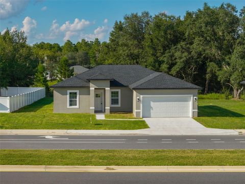 Photo of 325 Marion Oaks Trail, Ocala, FL 34473 (MLS # O6323454)