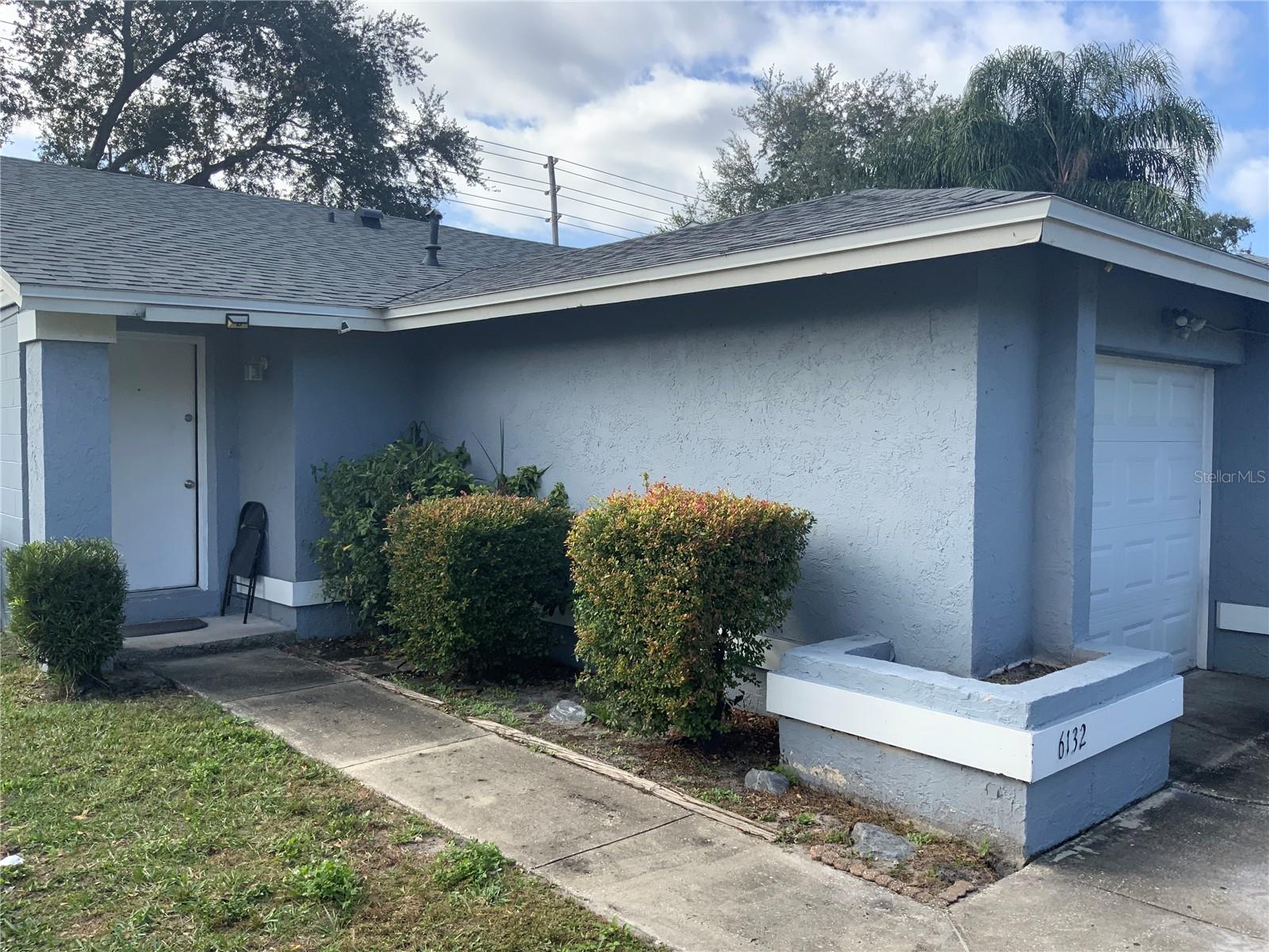 FLORIDA CENTER WINDHOVER RESIDENCE - Residential Lease