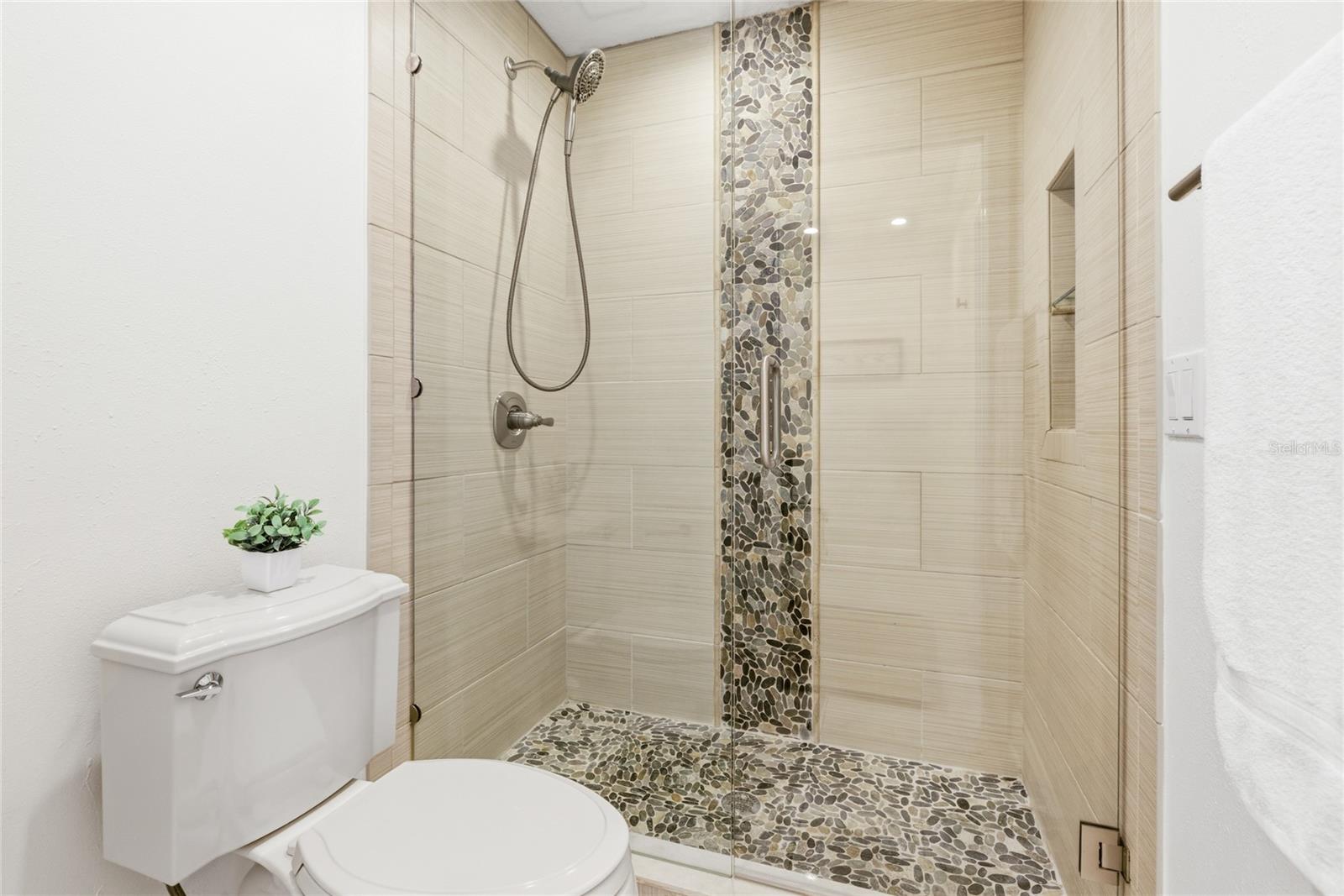 HAWTHORN PARK PH II - Residential