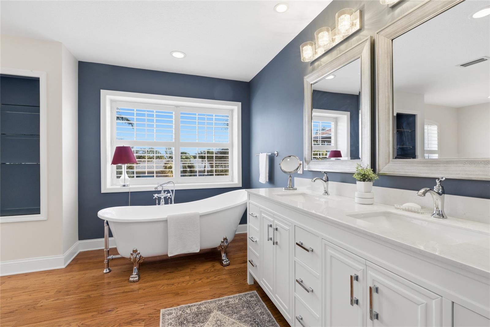 HAWTHORN PARK PH II - Residential