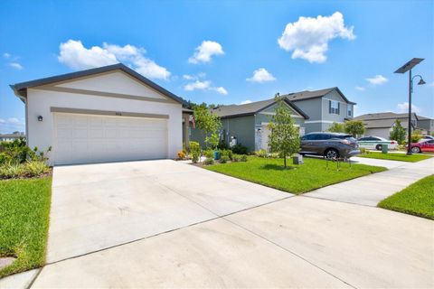 A home in PARRISH