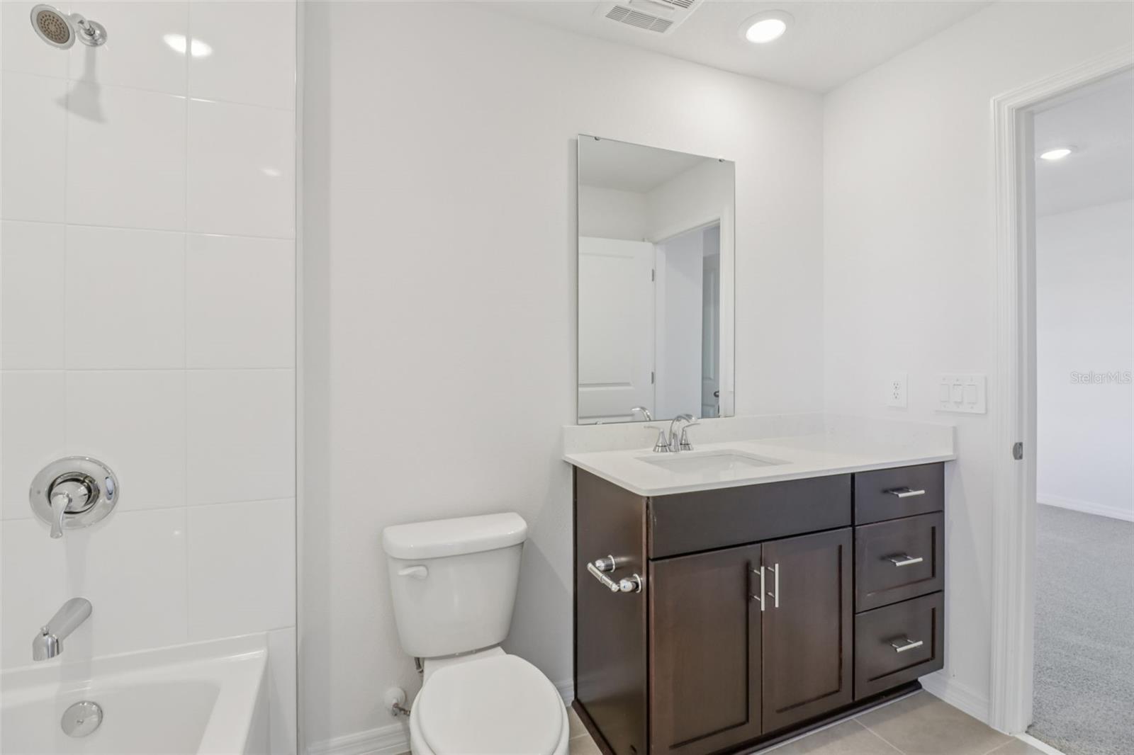 THE RESERVE AT HAMMOCK OAKS - Residential