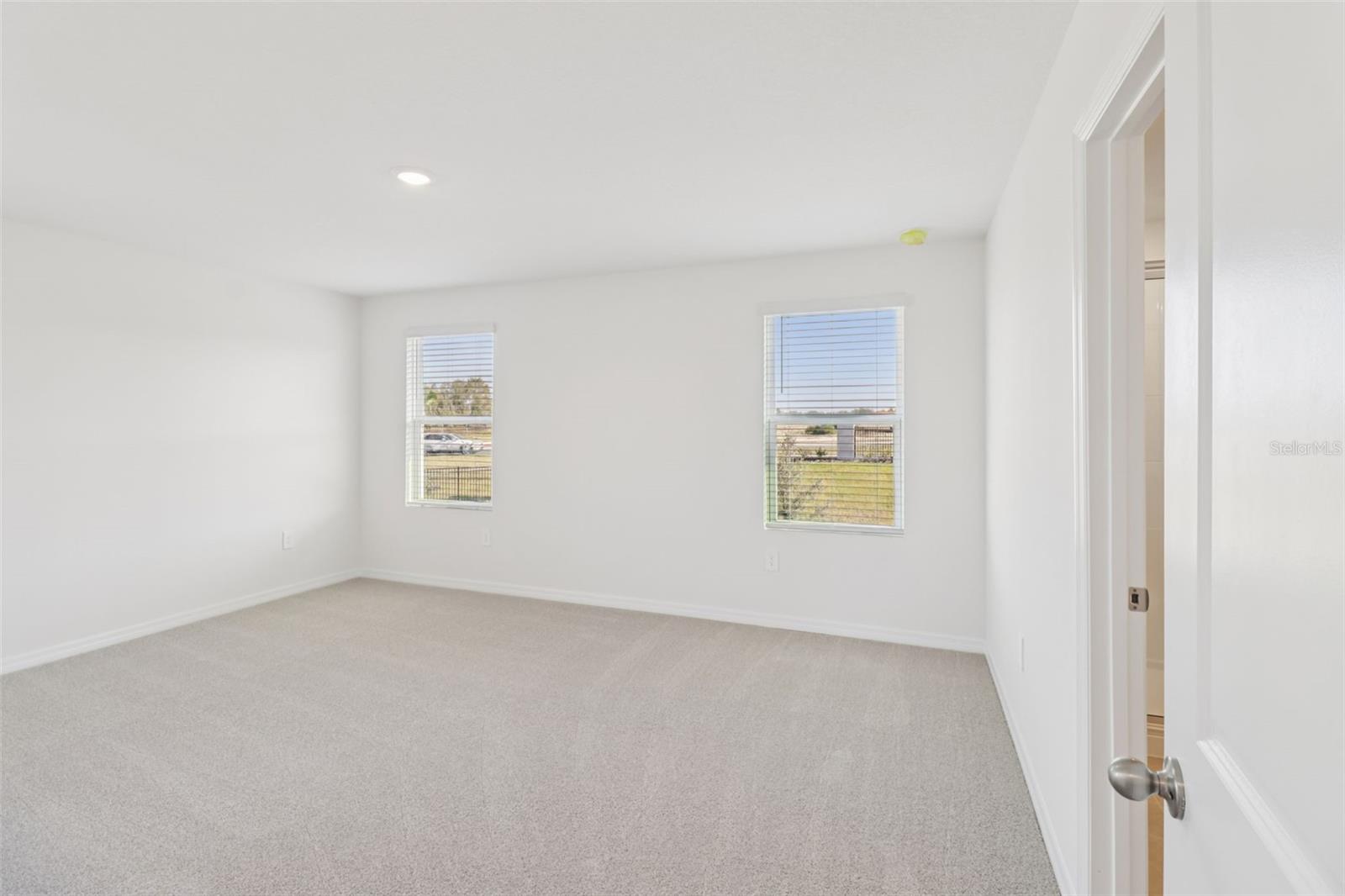 THE RESERVE AT HAMMOCK OAKS - Residential