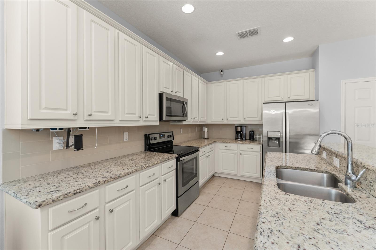 VERANDA PALMS PH 2A - Residential