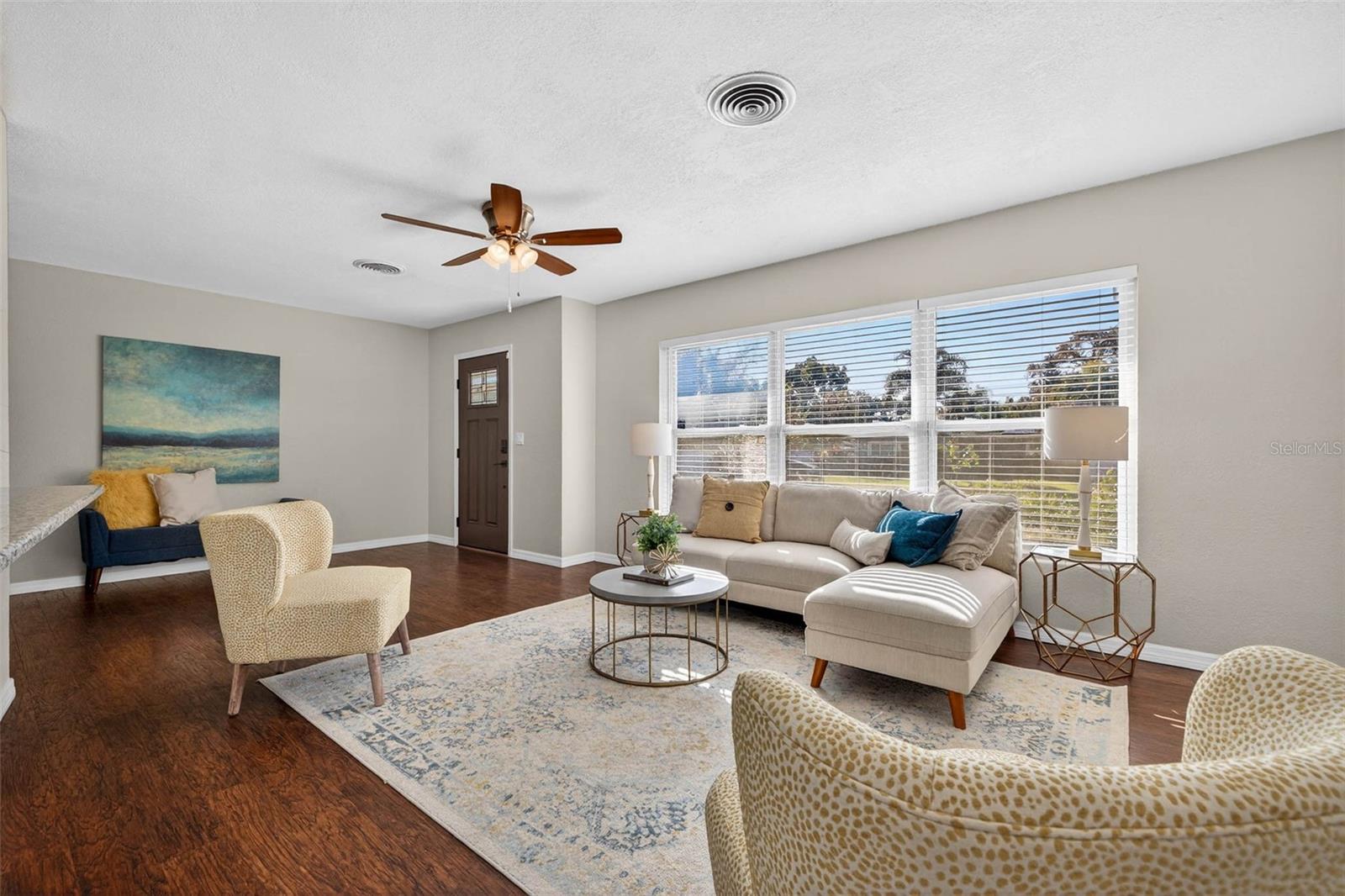 OAK LAKE ESTATES - Residential