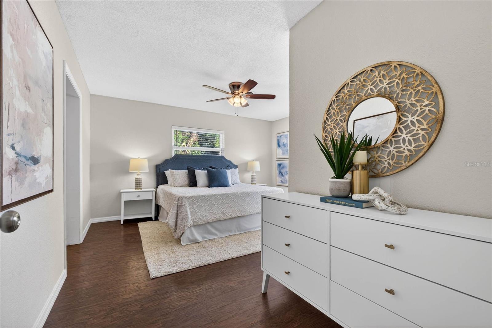 OAK LAKE ESTATES - Residential