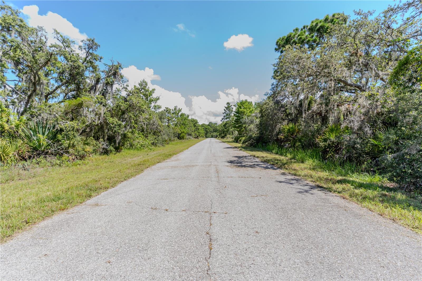 LEISURE LAKES SEC 04 - Residential