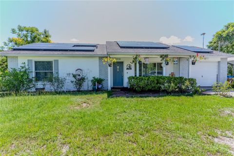 Photo of 1045 Pin Oak Street, Lake Placid, FL 33852 (MLS # P4935323)