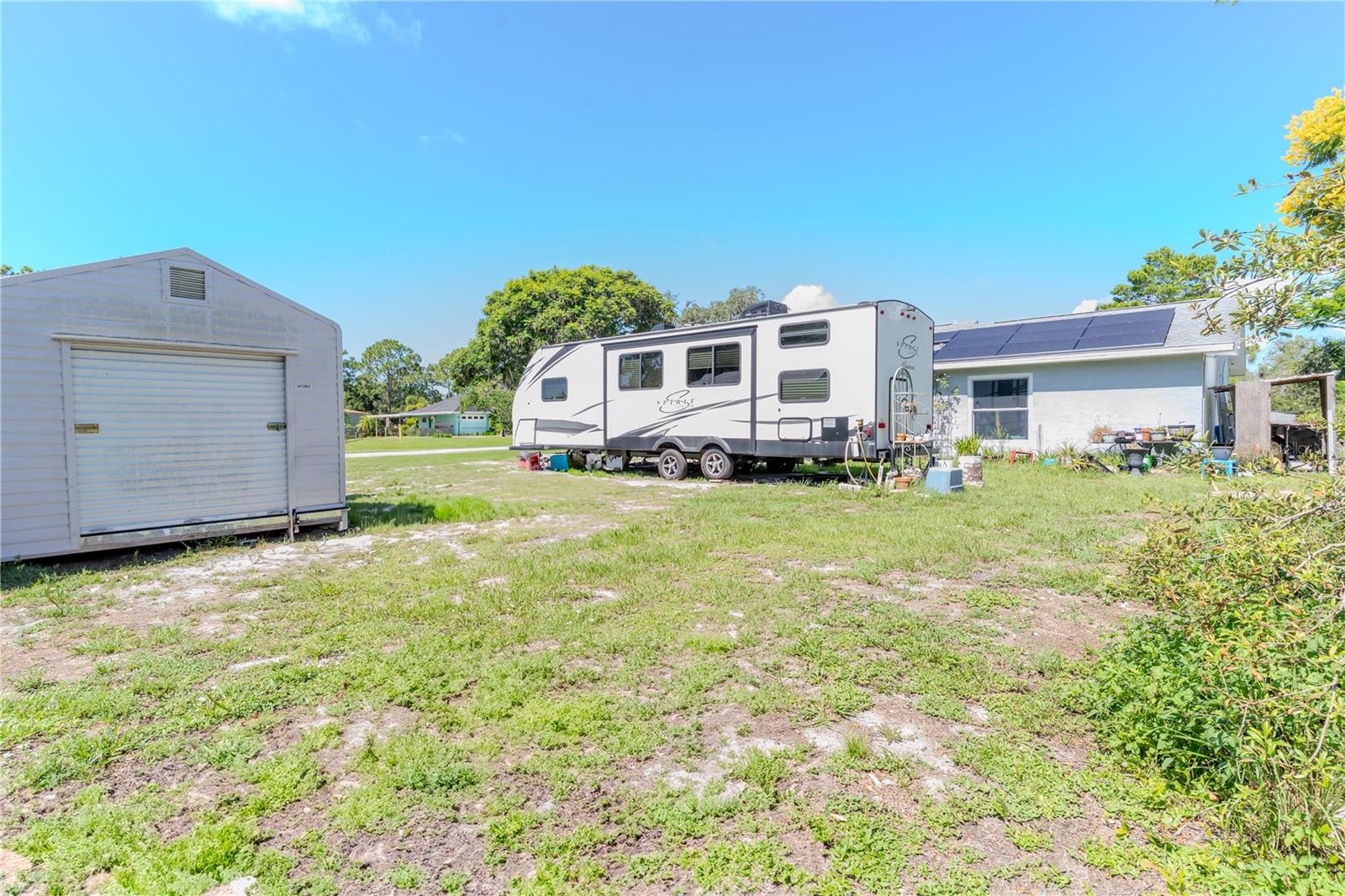 LEISURE LAKES SEC 04 - Residential