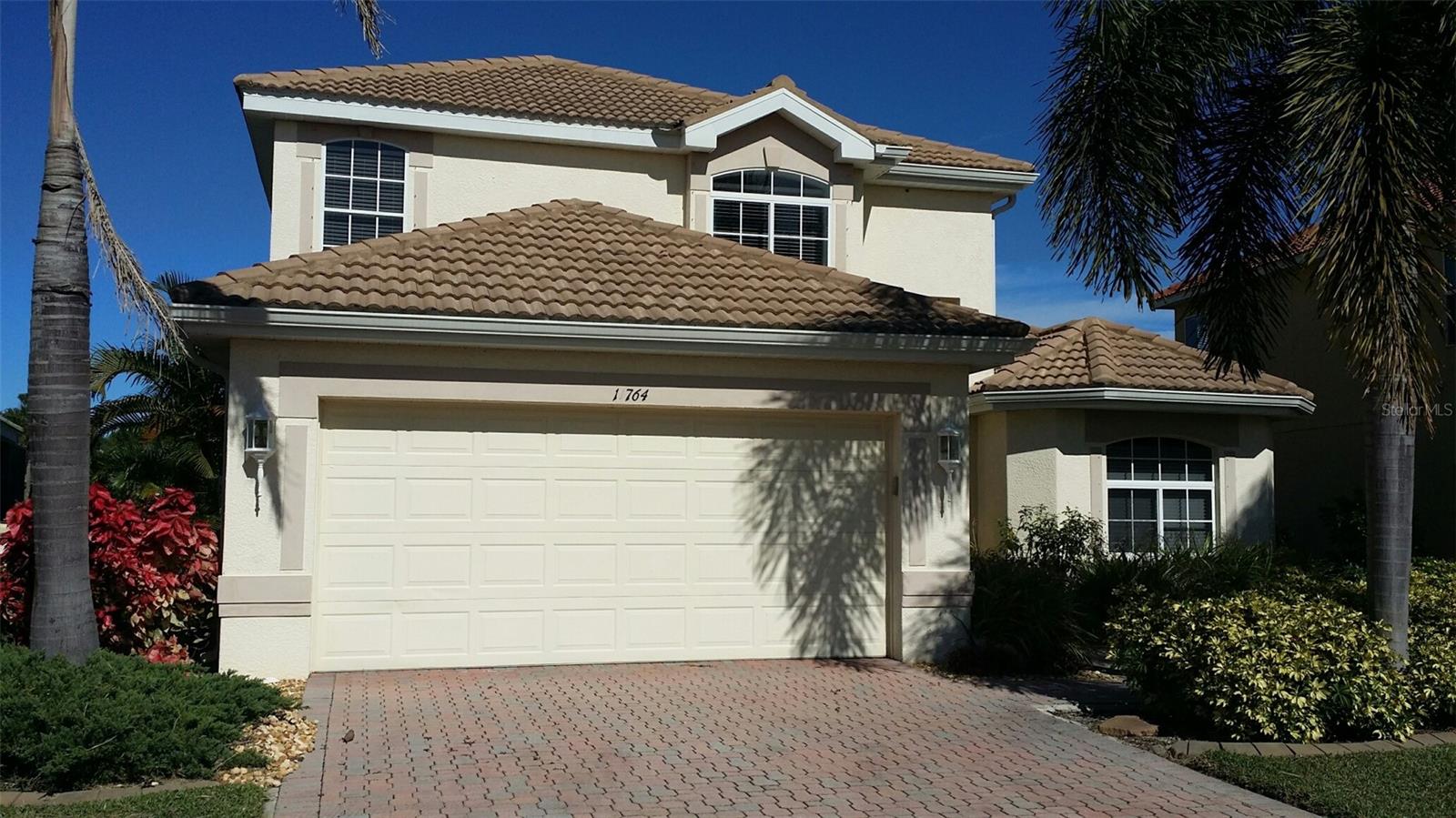 UNFURNISHED!! Rarely Available in Stoneybrook Venice, Gated Community, Conveniently Located off River Road close to I-75, 2 Story, 3 Bedrooms, 2.5 Bathes, 2 Car Garage, Second Floor has 2 Bedrooms, Full Bath and Open Loft. Main Floor has a Private Master Bedroom, Full Master Bath, Living Room, Large Kitchen, and Half Bath. Enjoy your Private Screened lanai with Views of the Large Yard.