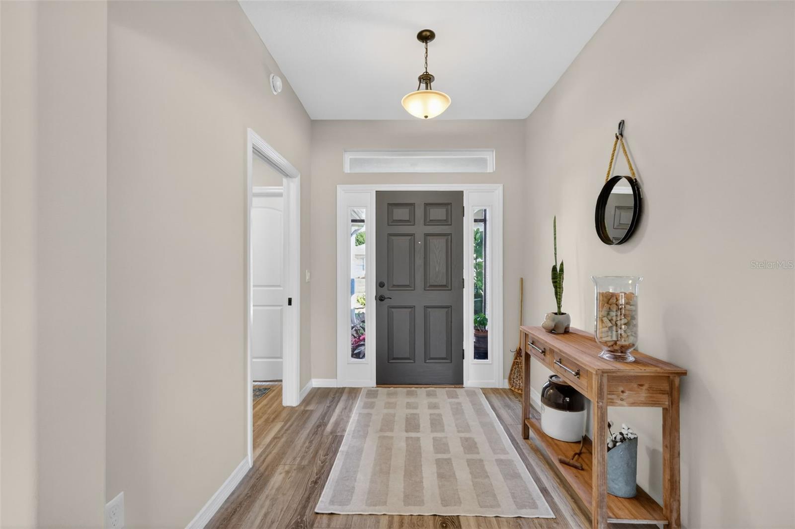 ARLINGTON RIDGE - Residential