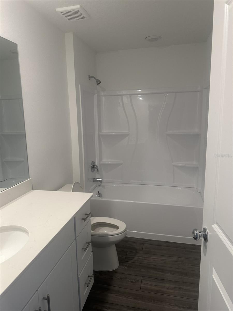 MARION OAKS UN 12 - Residential Lease