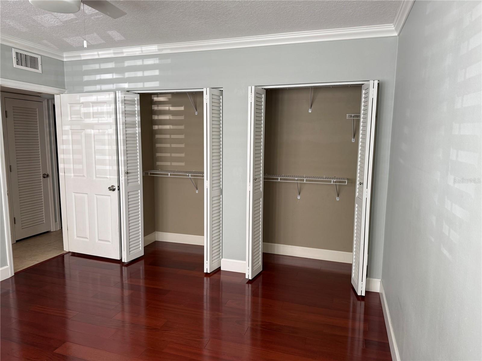 LAKE MAITLAND TERRACE APTS - Residential