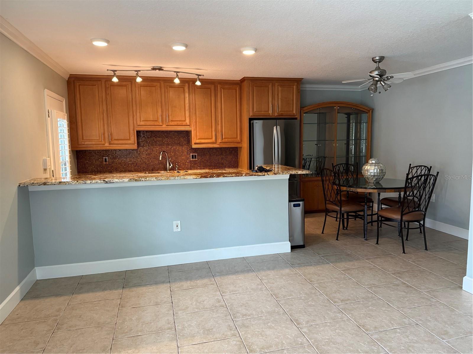 LAKE MAITLAND TERRACE APTS - Residential