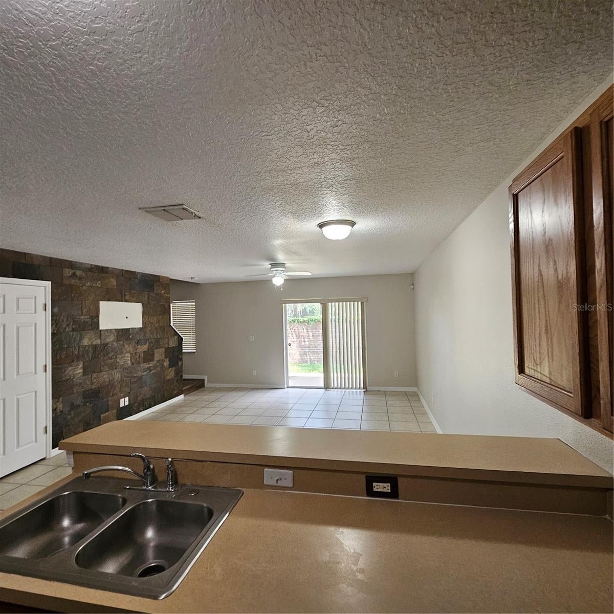 752 CRESTING OAK CIRCLE 64