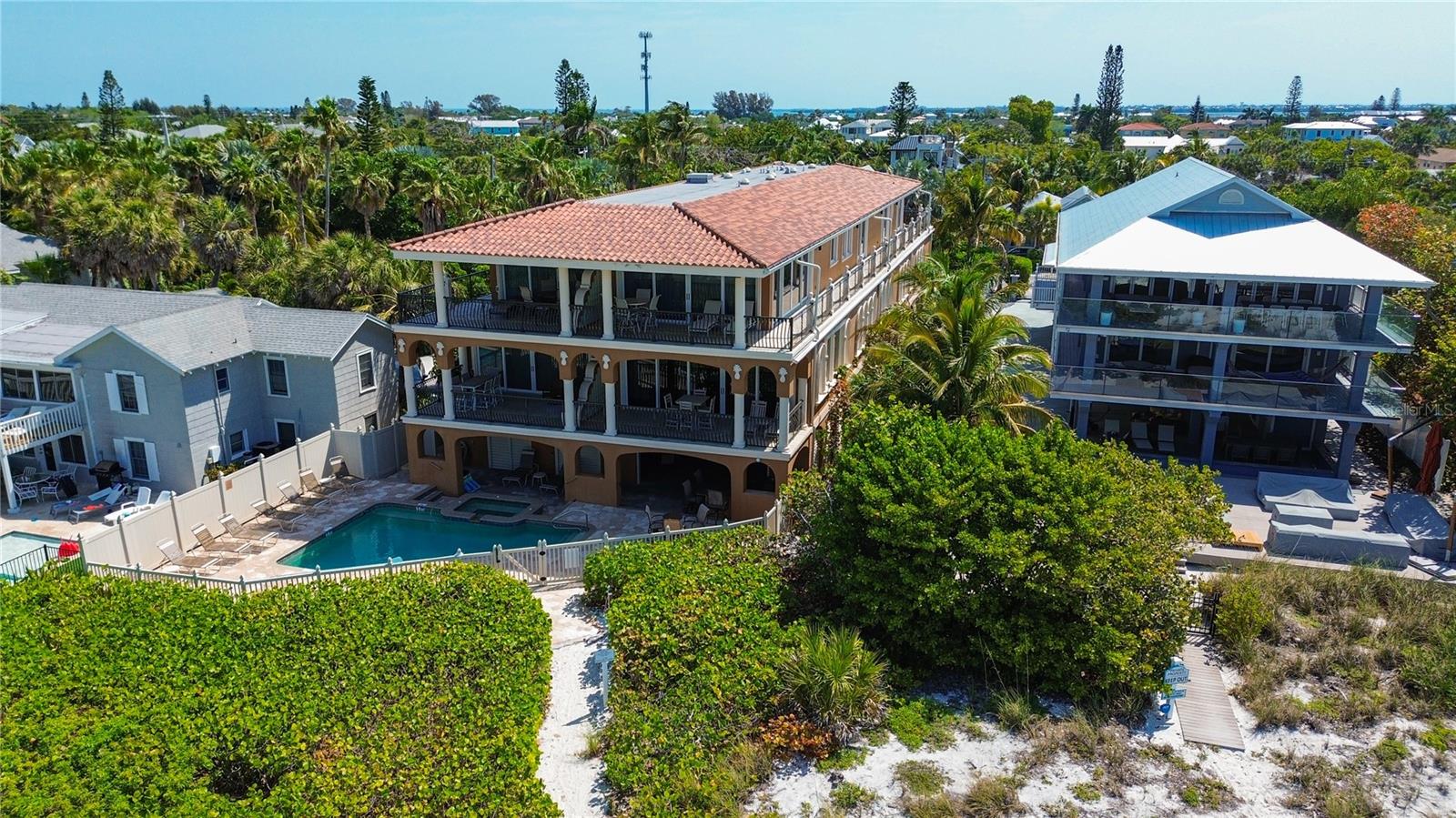 VISTA GRANDE - Residential