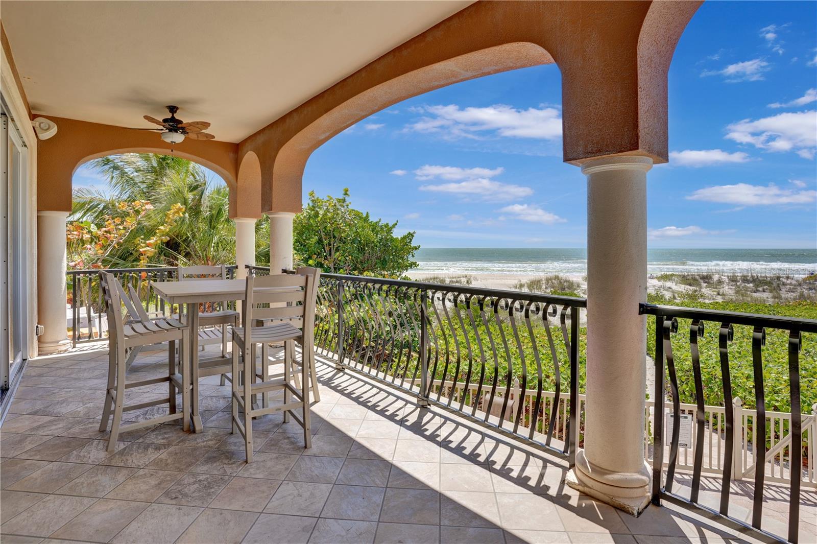 VISTA GRANDE - Residential