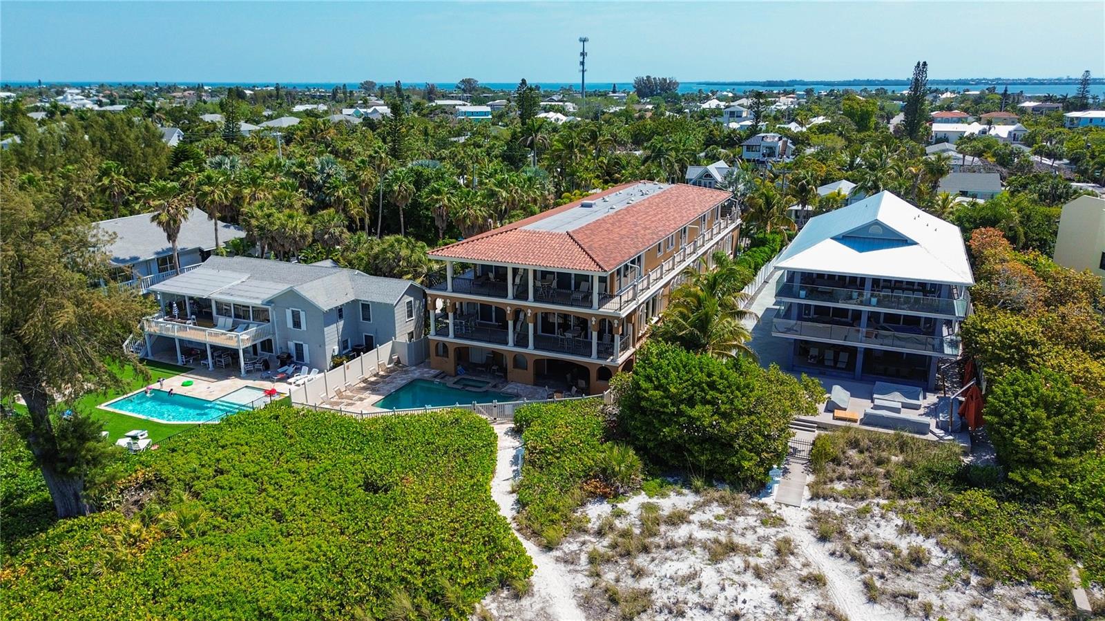 VISTA GRANDE - Residential