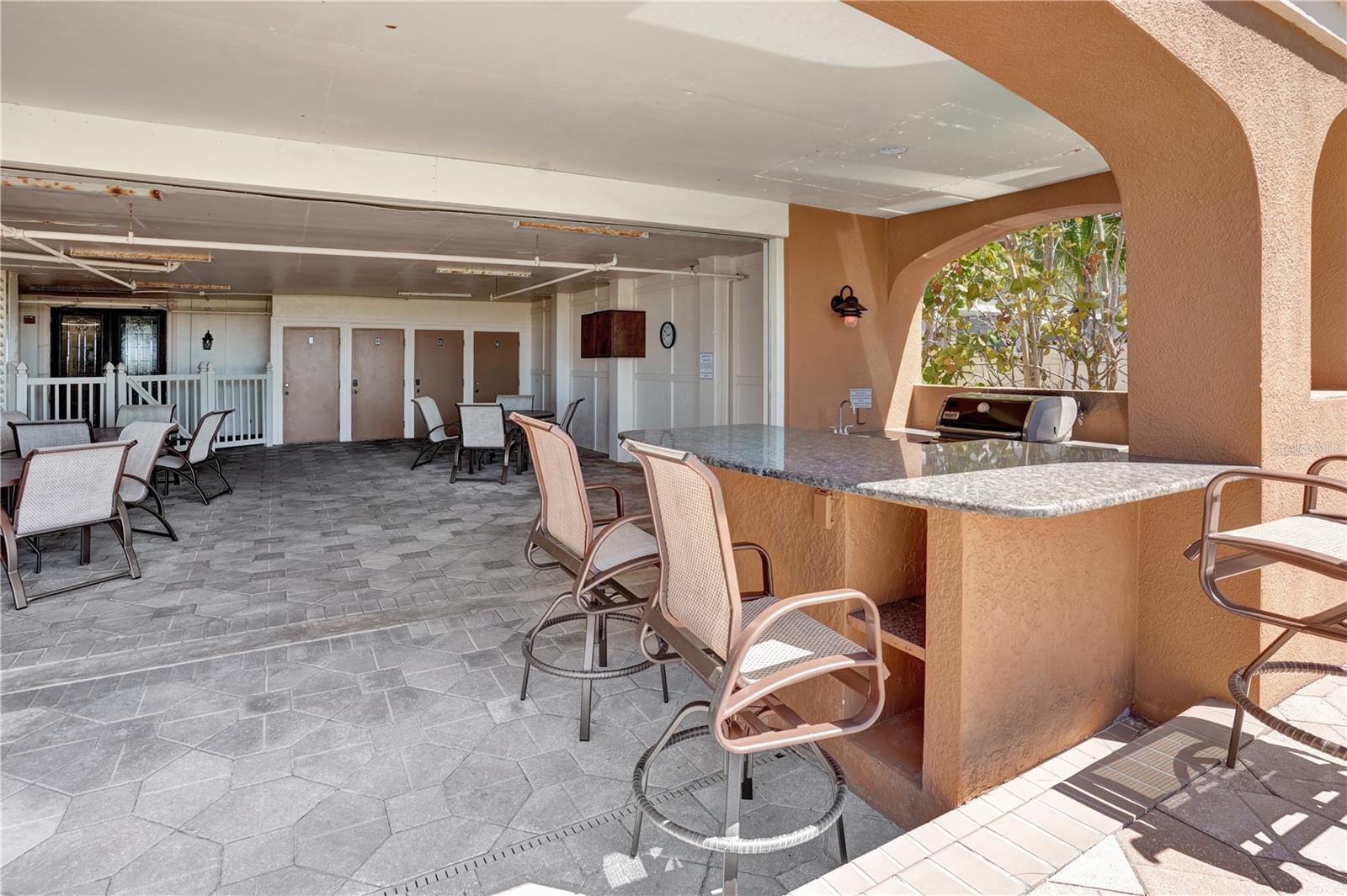 VISTA GRANDE - Residential