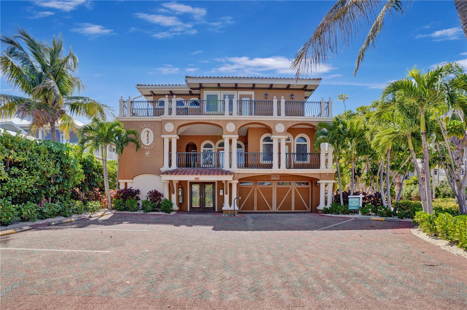 VISTA GRANDE - Residential