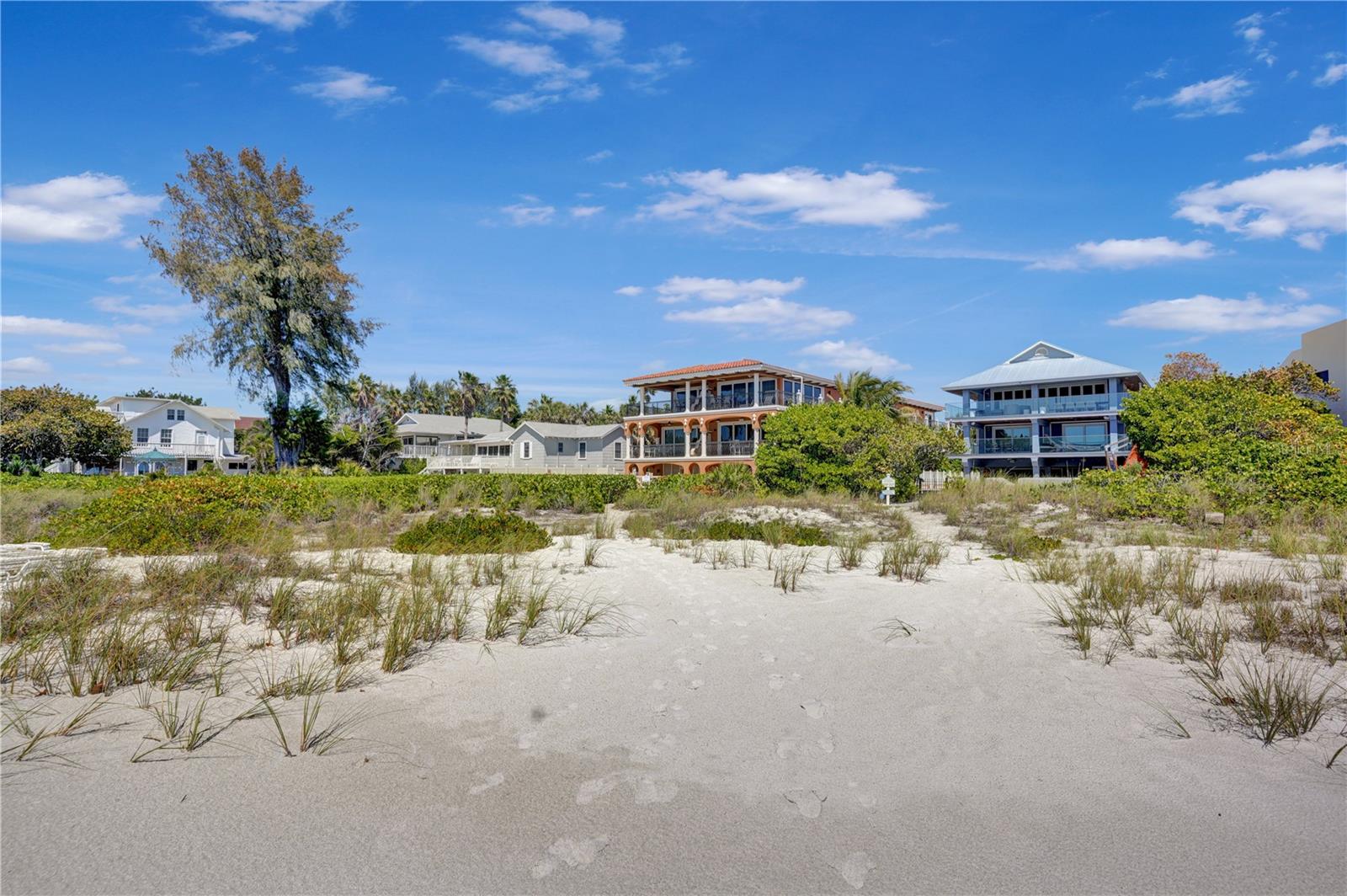 VISTA GRANDE - Residential