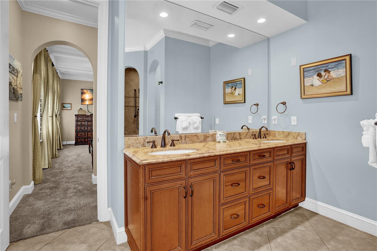 VISTA GRANDE - Residential