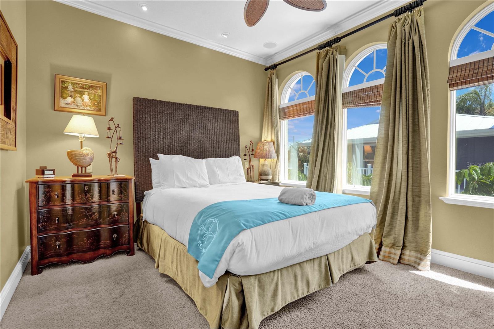 VISTA GRANDE - Residential