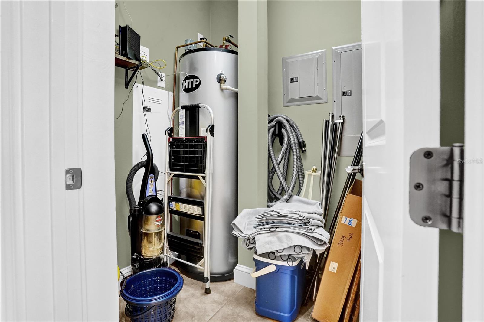 VISTA GRANDE - Residential