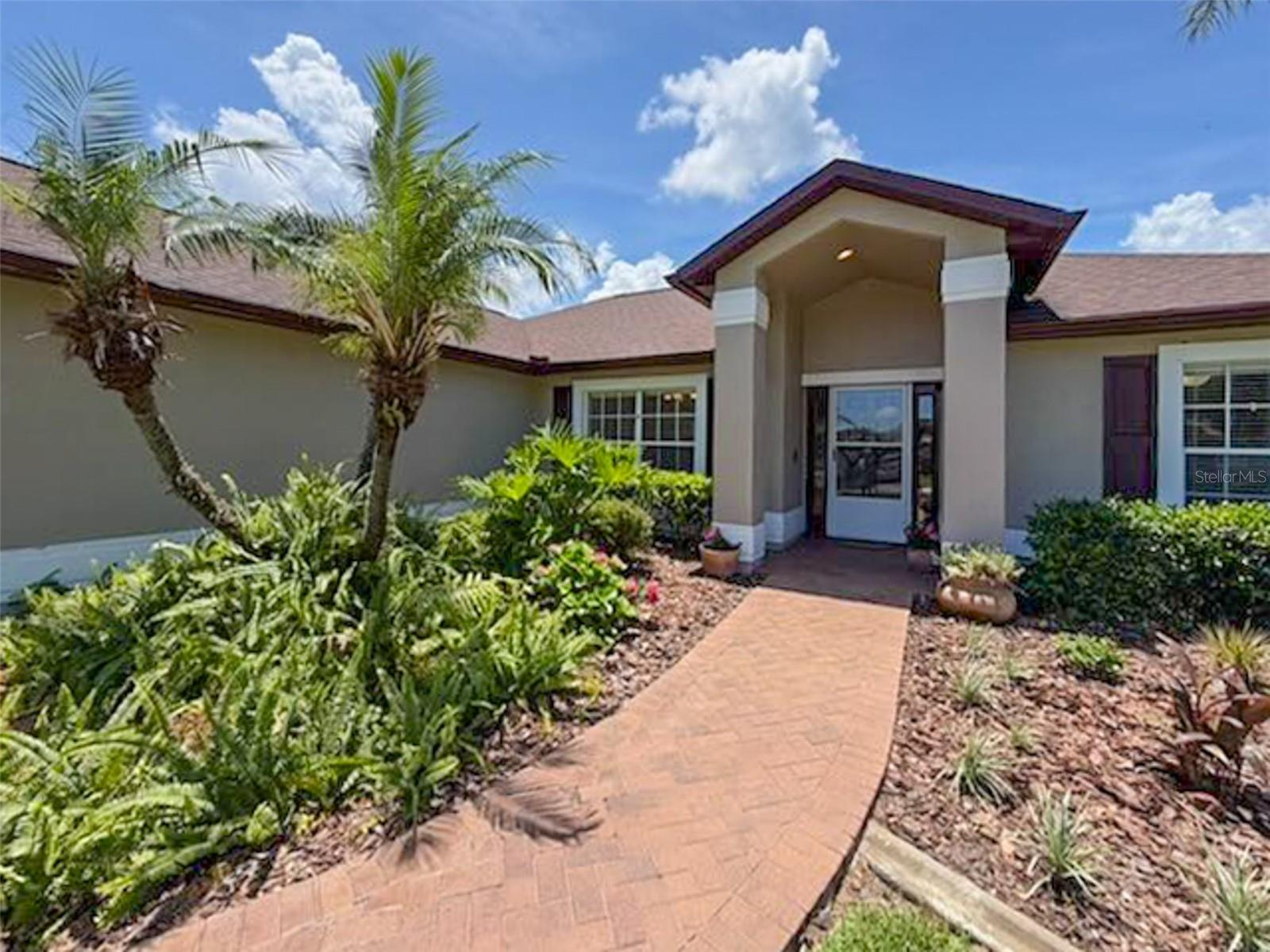 1910 BIG CYPRESS DRIVE