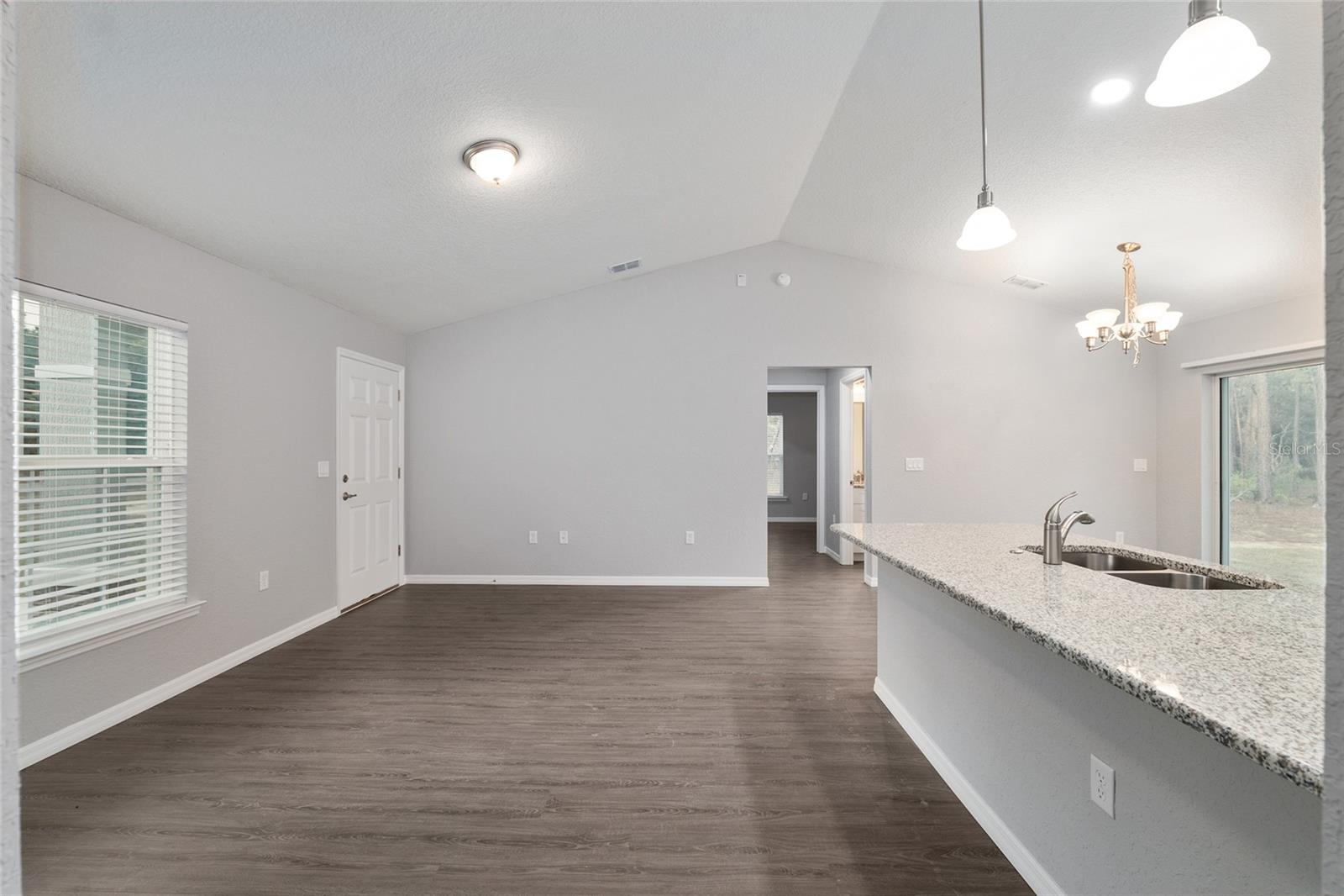 RAINBOW LAKES ESTATE - Residential