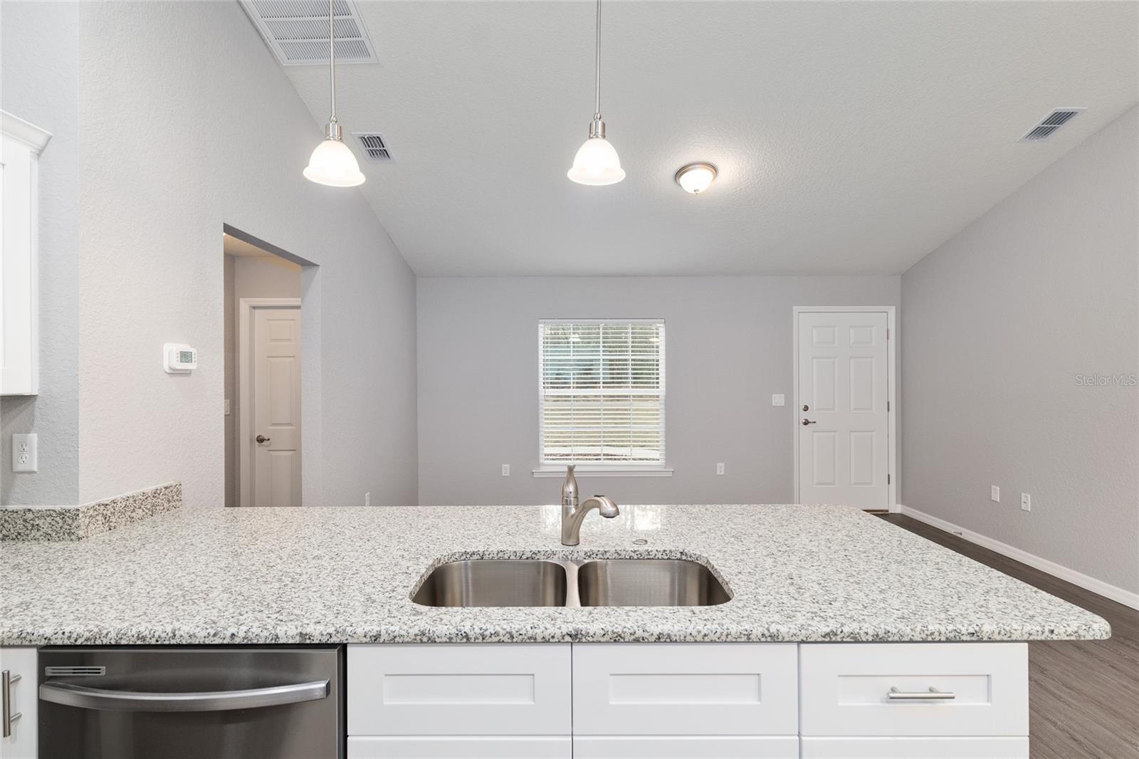 RAINBOW LAKES ESTATE - Residential