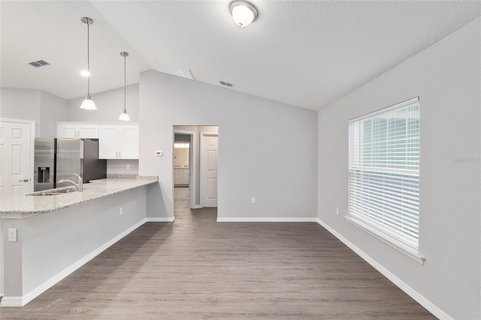 RAINBOW LAKES ESTATE - Residential