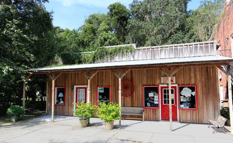 110 NE 1ST STREET MICANOPY FL 32667