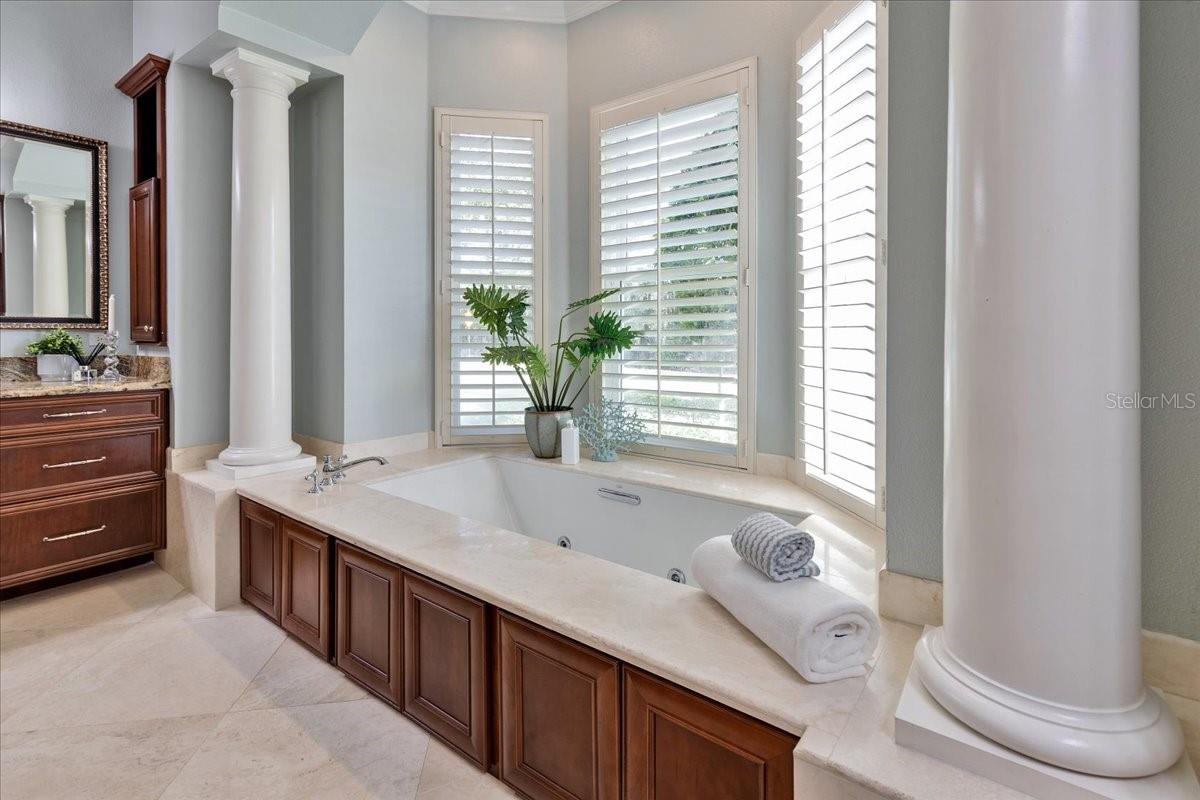 WESTCHASE - HARBOR LINKS - Residential