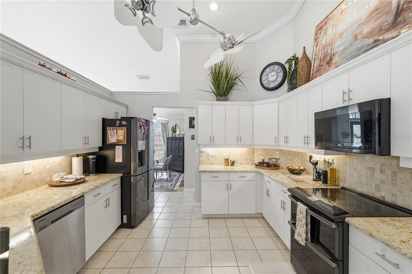 FAIRWAY OAKS - Residential