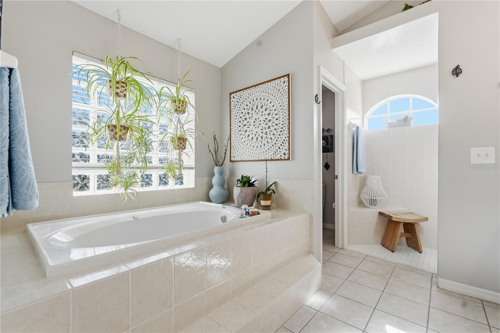 FAIRWAY OAKS - Residential