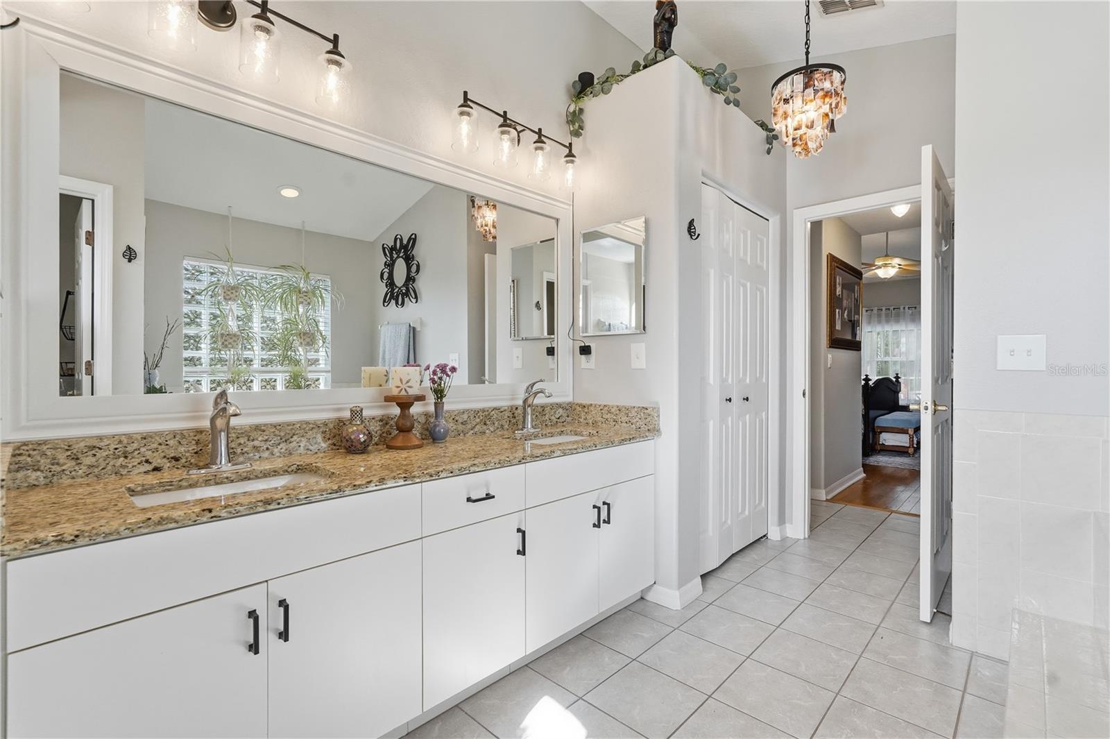 FAIRWAY OAKS - Residential