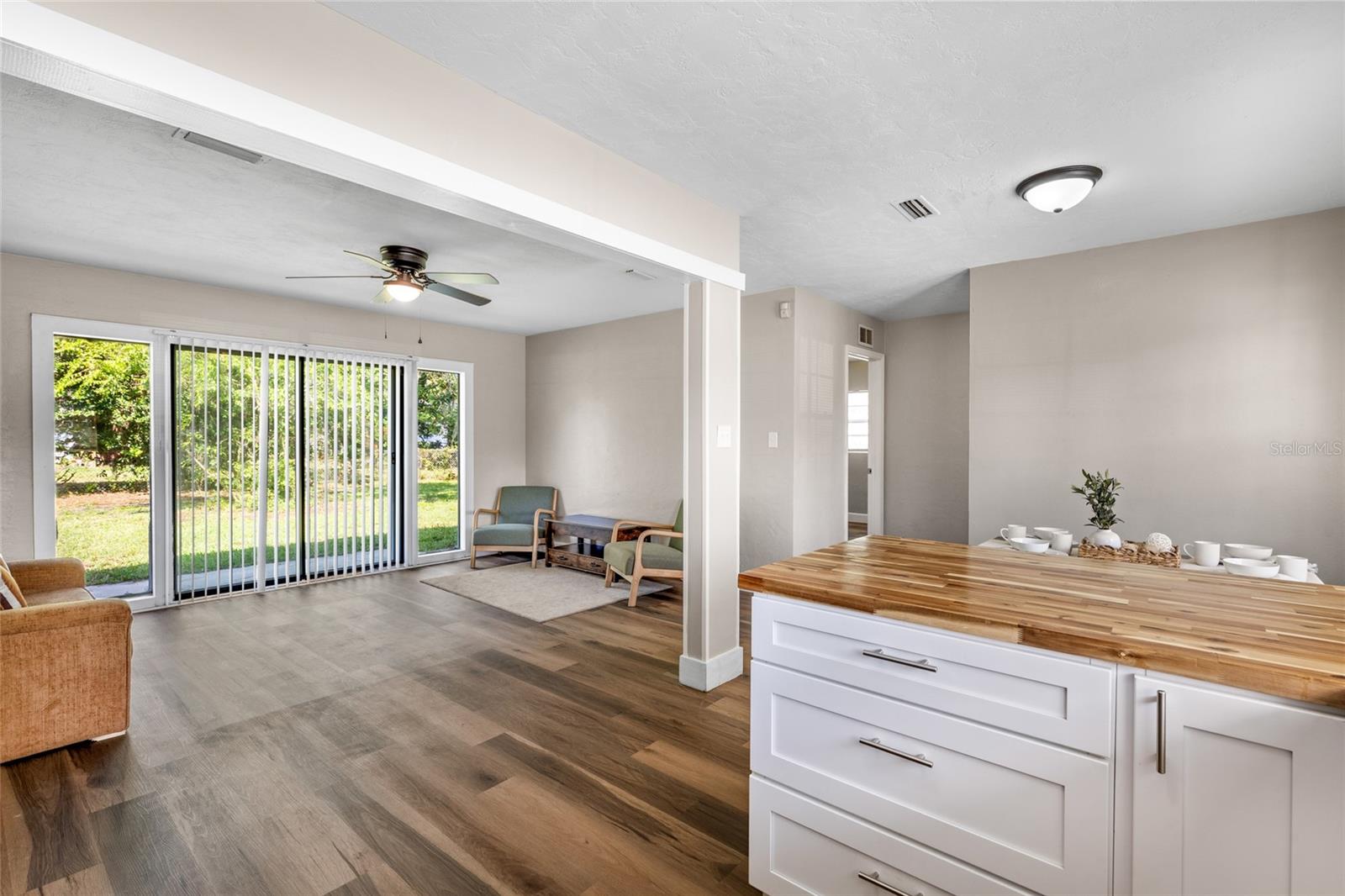 2208 NE 16TH TERRACE