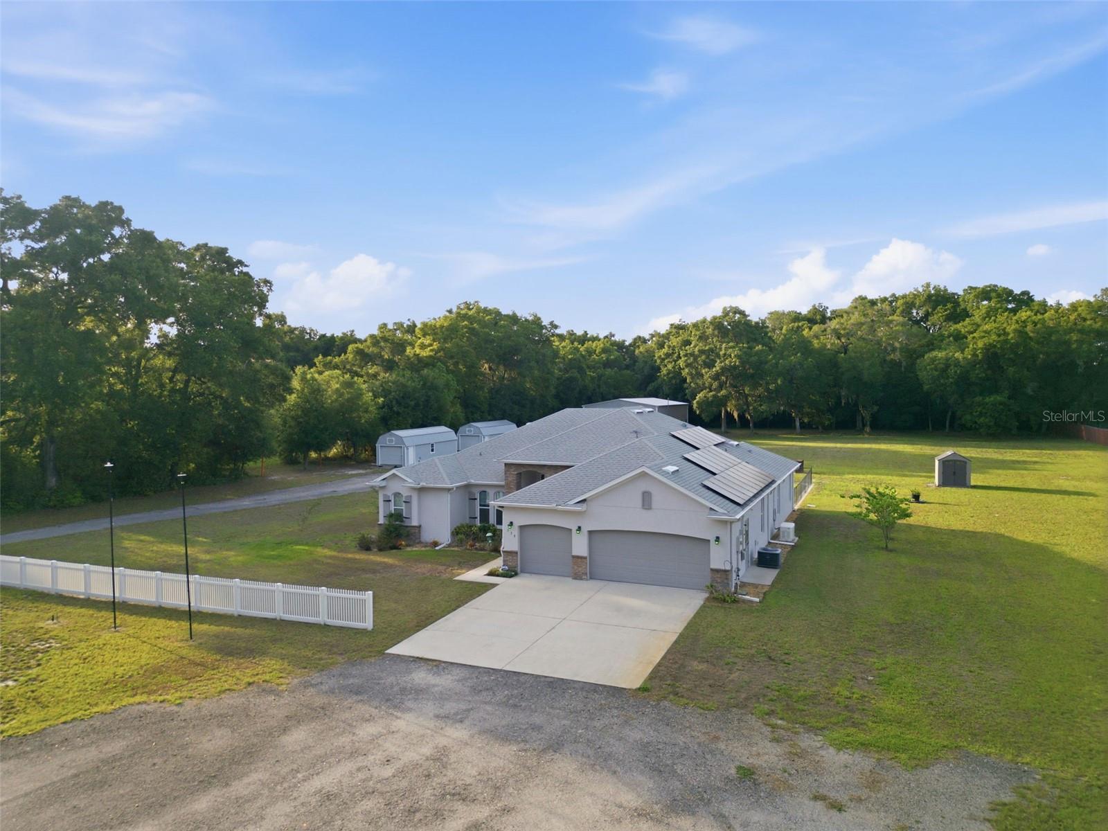 YELVINGTON DUPONT GRANT - Residential