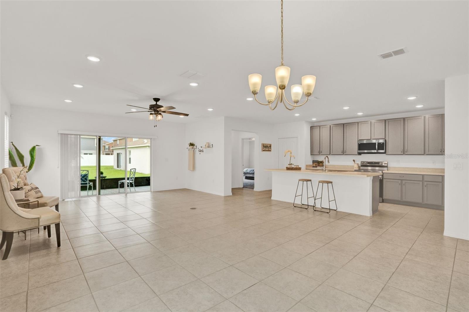554 PAWNEE COURT